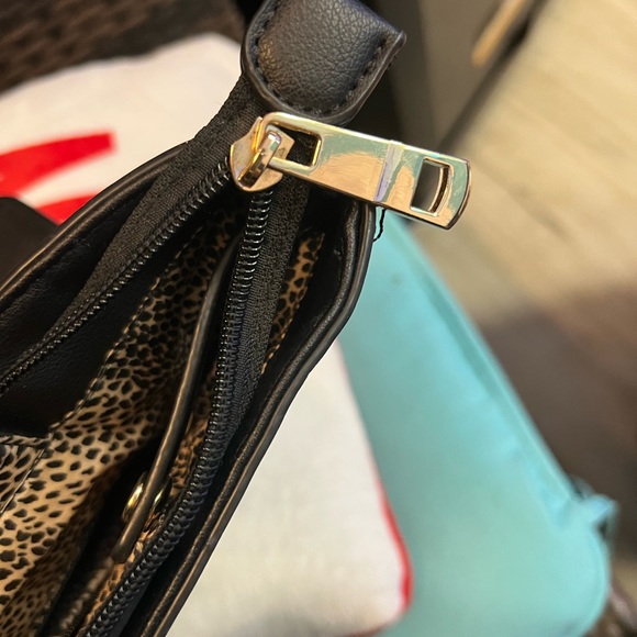 black Backpack good condition - Picture 8 of 11